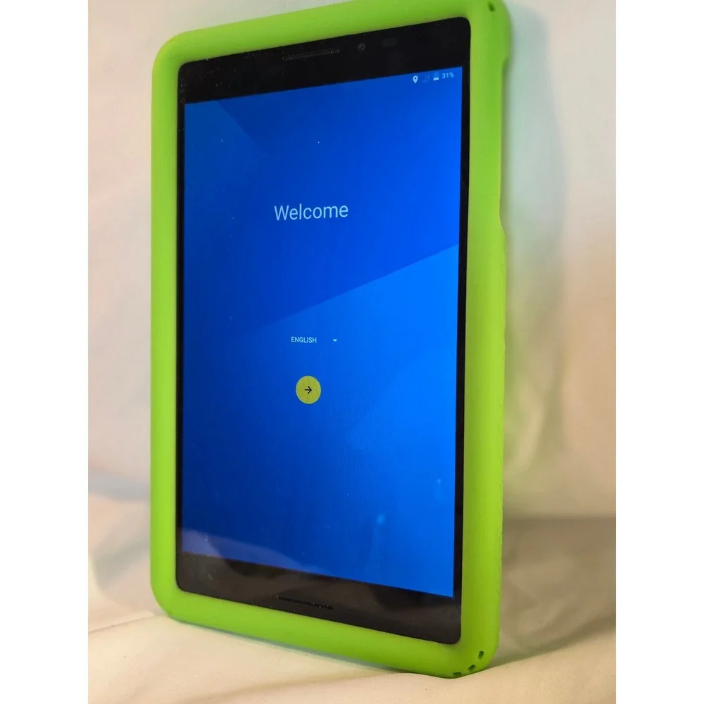 ZTE Trek 2 HD K88 8 inch Tablet AT&T 16GB Black with Green Bumper Case
